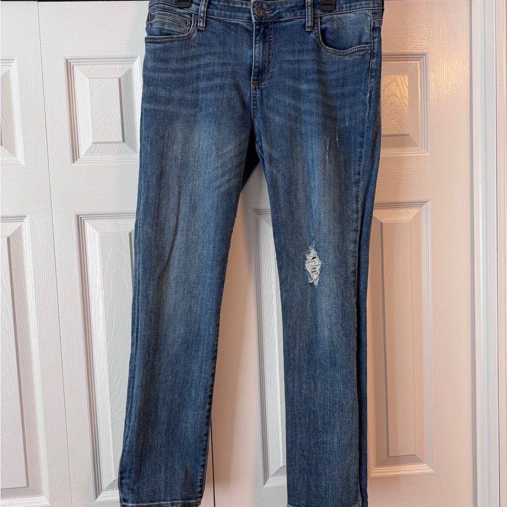 Kut from the Kloth Catherine Boyfriend Jeans in Blue distressed NWOT